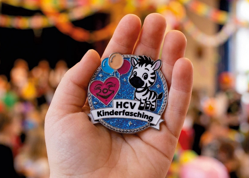 Individuelle Pins für Kinder: Ideen für Geburtstage, Schulklassen und Veranstaltungen
