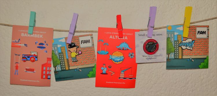 Pins mit bedruckten karten Pins mit bedruckten Karten